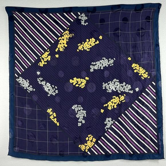 Vintage Emanuel Ungaro Silk‎ Scarf - Picture 1 of 10